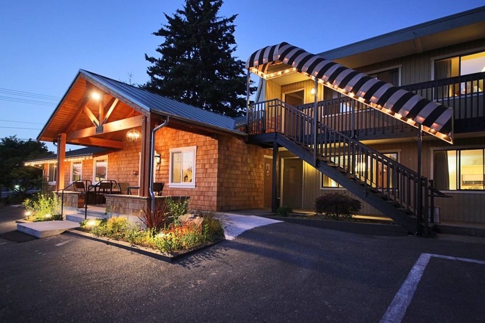Harbor Inn Freeland Экстерьер фото