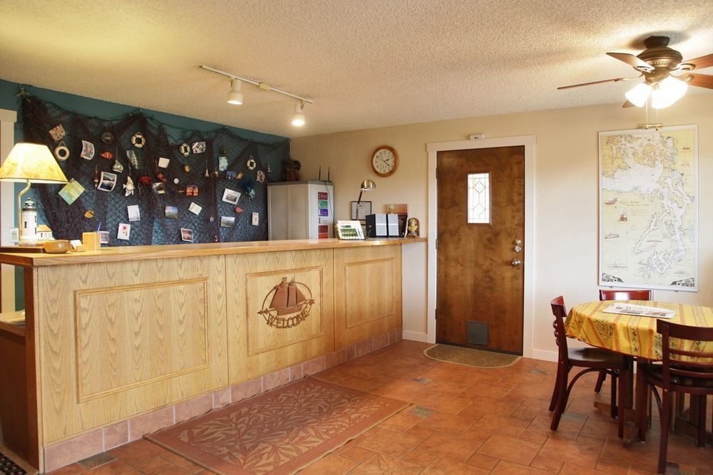 Harbor Inn Freeland Экстерьер фото