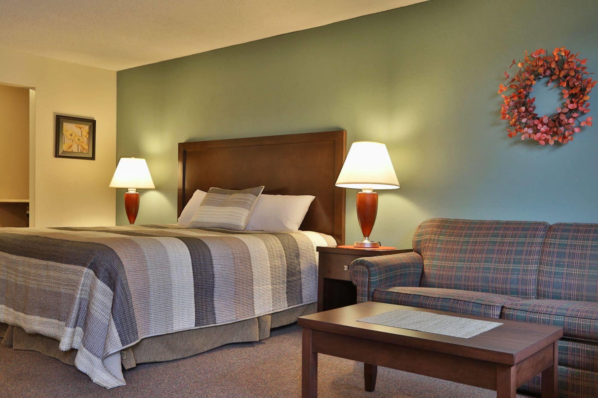 Harbor Inn Freeland Экстерьер фото