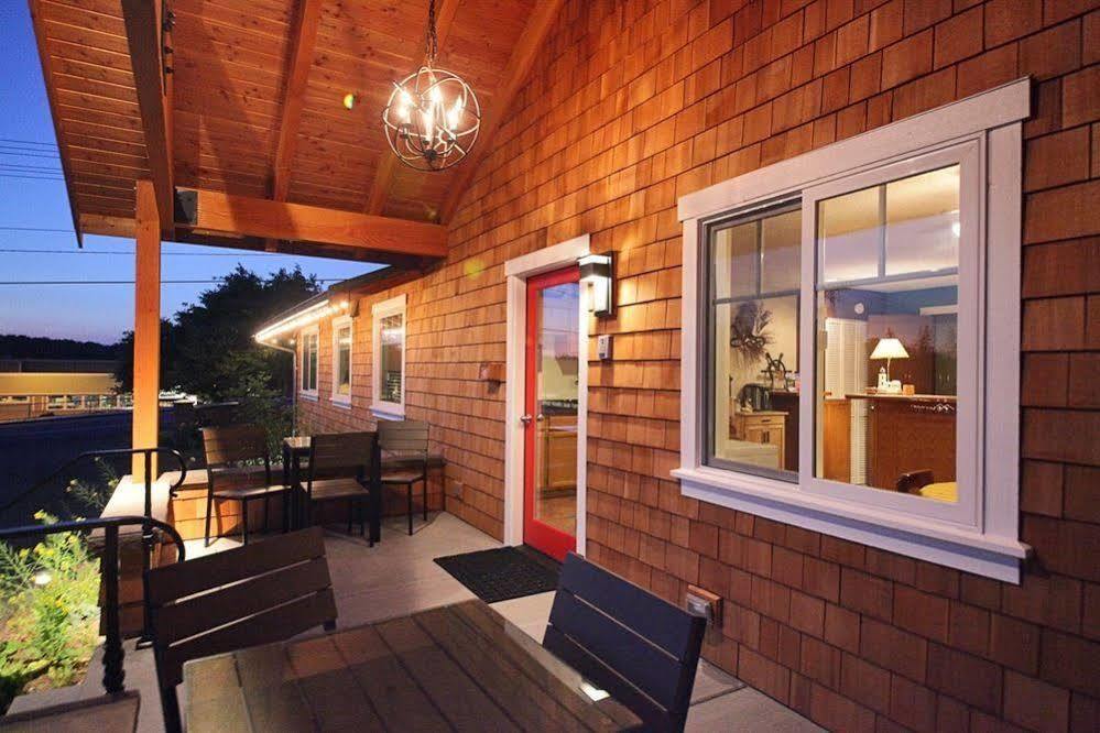 Harbor Inn Freeland Экстерьер фото